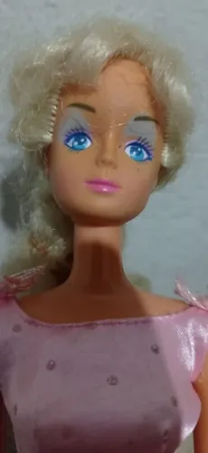Boneca antiga anos 80 90 estilo Barbie Glória