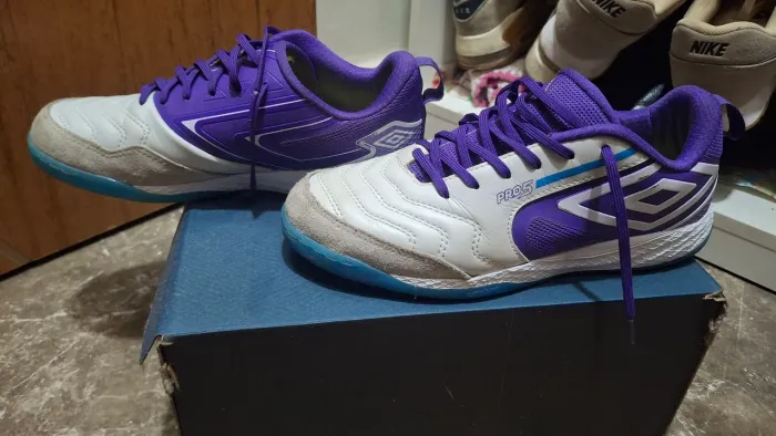 Umbro pro 5 bump