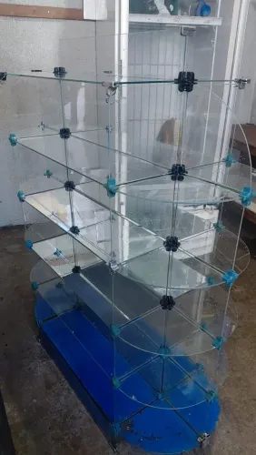 Vende-se semi nova