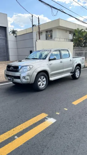Toyota Hilux CD D4-d 4X4 2.5 16V 102cv TB Dies. 2010