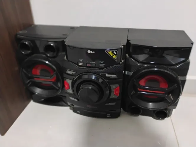 CAIXA DE SOM MINI SYSTEM 200W PRETO