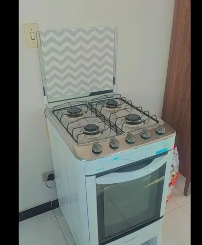 Fogão seme novo