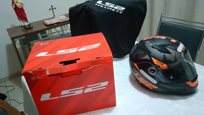Capacete