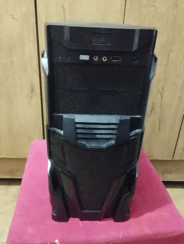 CPU INTEL 2,4GHZ,8GB DDR3,HDD 360GB, GABINETE GAMER,PLACA ASUS HDMI -ENVIO LACEITO CARTÕES