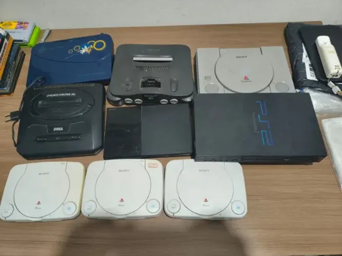 Lote de games no estado - Leia o anuncio !