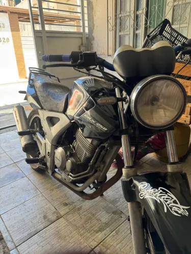 CBX 250 Twister