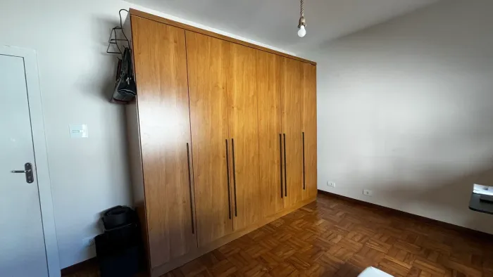Guarda-Roupa Casal Grande 6 Portas Amadeirado