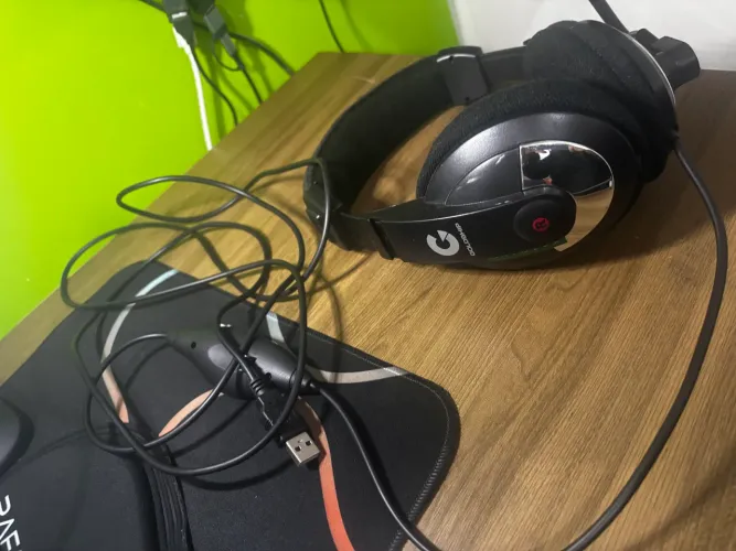 Headset Over-Ear com Microfone - P3/USB