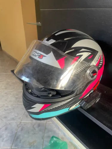 Capacete fw3 com óculos e comunicador 