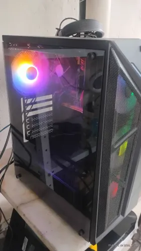 CPU i3 sétima geração SSD 240