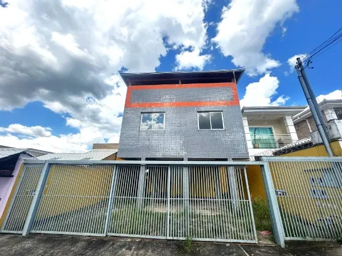 COBERTURA COM 03 QUARTOS E 02 VAGAS NO SANTA ROSA - ESPAÇO, CONFORTO E PRATICIDADE EM
