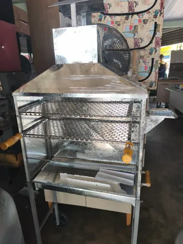 Churrasqueira com cuba toda no inox