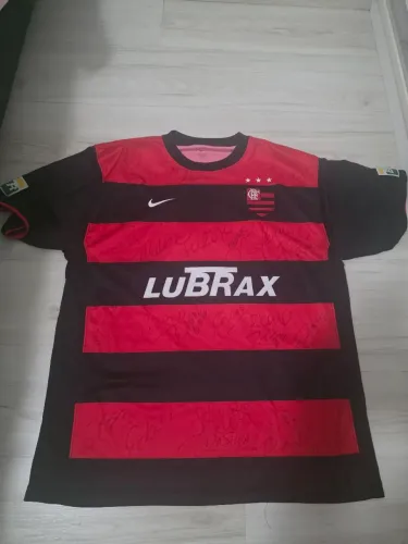 Camisa Flamengo 2000 autografada pelo elenco da epoca Adriano Imperador