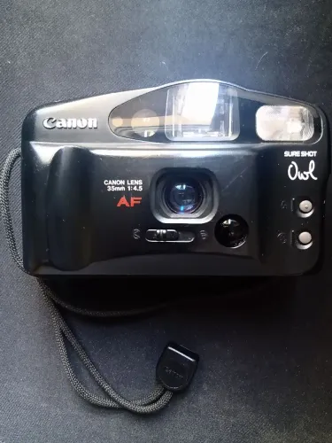 Câmera analógica Canon Sure Shot Owl 35mm 