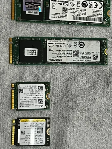 Kit 4 SSD NVME 512 e 256 