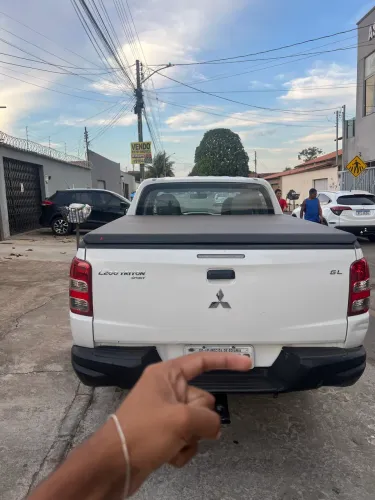 Mitsubishi L200 Triton Sport GLX 2.4 CD Diesel Mec. 2019