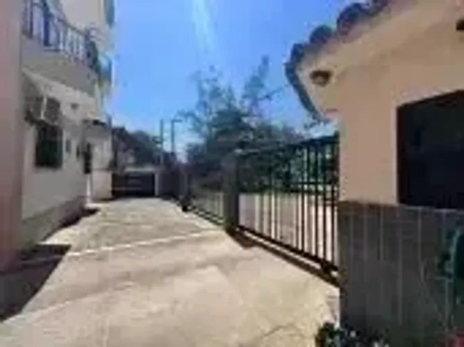 APARTAMENTO 2 QUARTOS MOBILIADO EXCELENTE LOCALIZAÇÃO