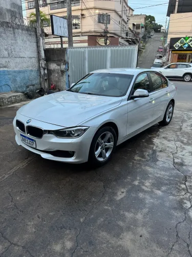 BMW 320I A 2.0 Turbo/activeflex 16V 184cv 4P 2013