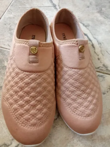 Tênis moleca casual