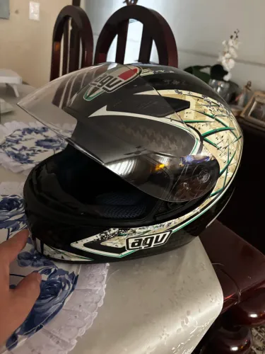 CAPACETE AGV K4 60