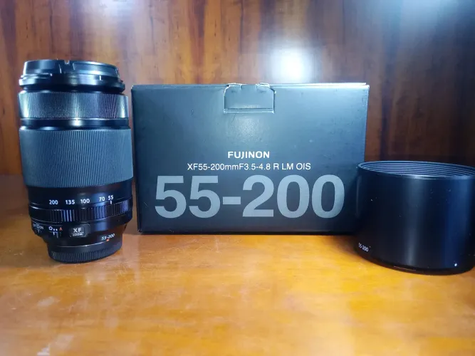 Lente Fuji XF 55-200mm F3.5-4.8R LM OIS - Novo