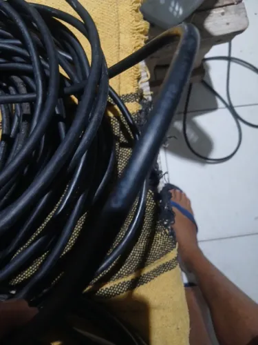 Fios de energia