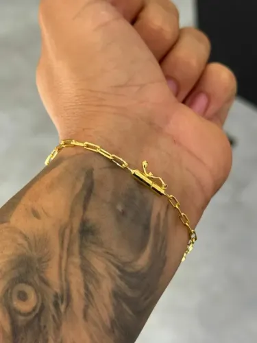 Pulseira Carrier Cadeado 2mm banhado a ouro 18k(Fecho Gaveta)