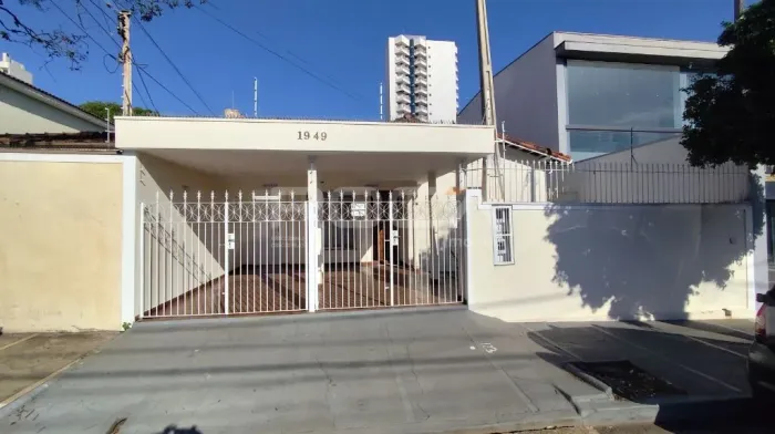 Casa Padrão para Alugar no Centro de São Carlos - Conforto e Praticidade