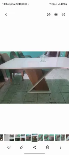 Mesa com 6 cadeiras