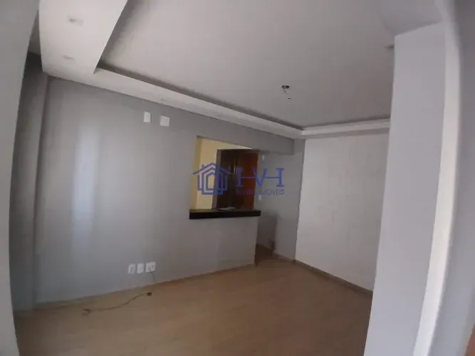 Apartamento com Elevador à Venda | 2 Quartos | Vaga | Aceita Financiamento