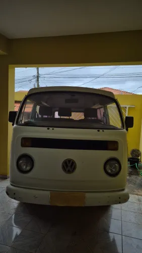 Volkswagen Kombi Lotação 1.6 MPI 2000