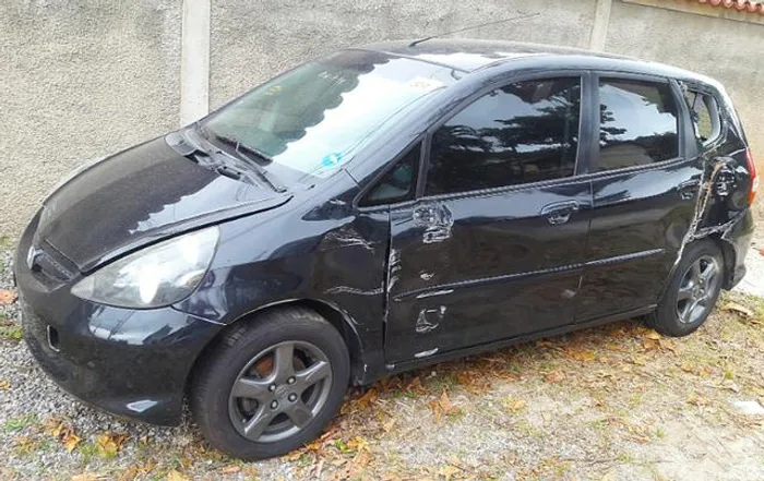 Sucata retirada de peças honda fit 20013 a 2008 percelamos