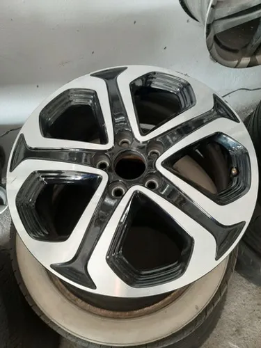 Roda aro 17 Honda Hrv Preta com diamantado original 5X114 avulsa