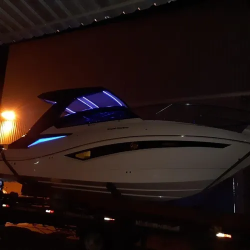 Lancha Royal Mariner 350 Cab - Ñ e NX/Focker/FS/Armatti/Phantom/Schaefer/