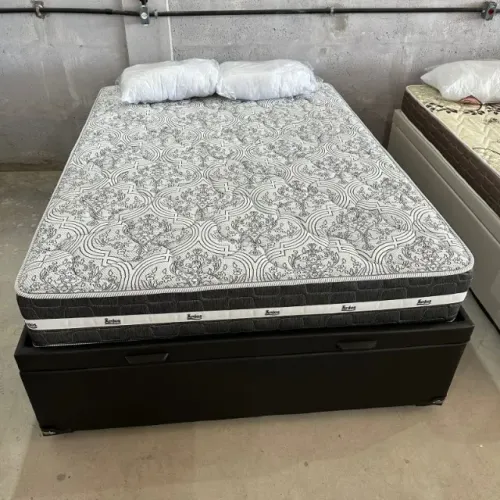 Colchão Casal Black Molas Ensacadas D33 Novo