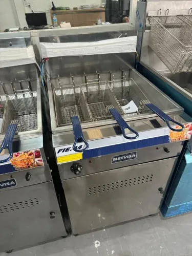 Fritadeira Elétrica Água E Óleo 44 Litros 3 Cestos 18.000w Trifásica 380