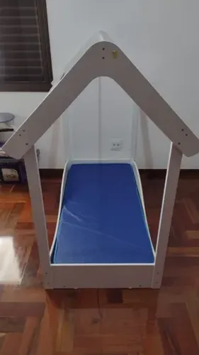 Cama infantil com colchão