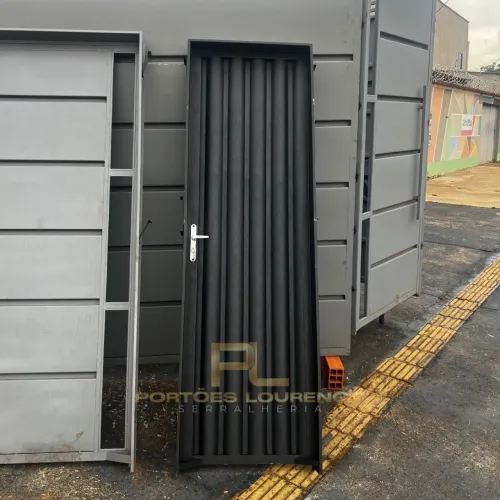 Porta para banheiro!