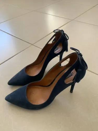 Scarpin nobuck marinho