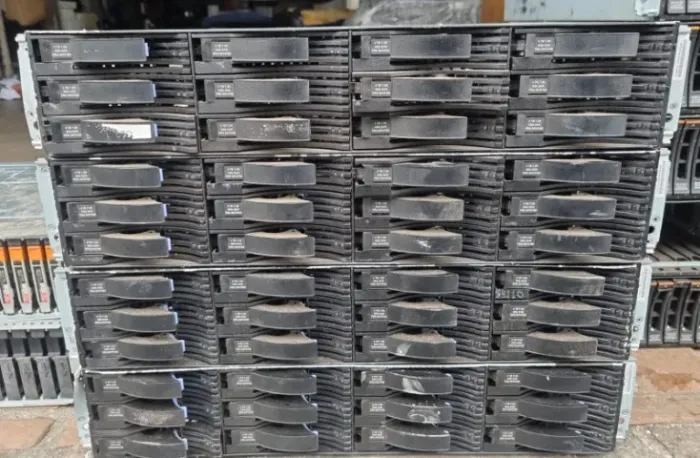 Storage ibm v3700 mt 2078 12c