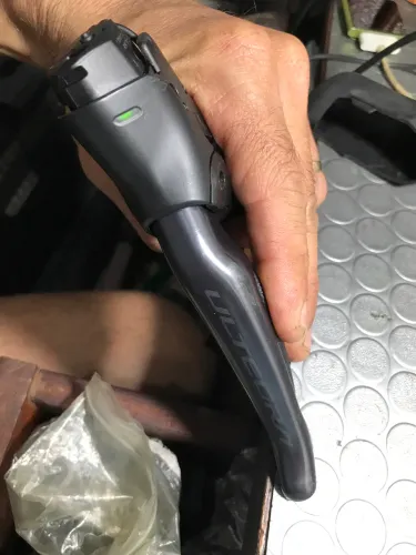 Manete ultegra DI2 ST-R8170 12 velocidades lado ESQUERDO!!!