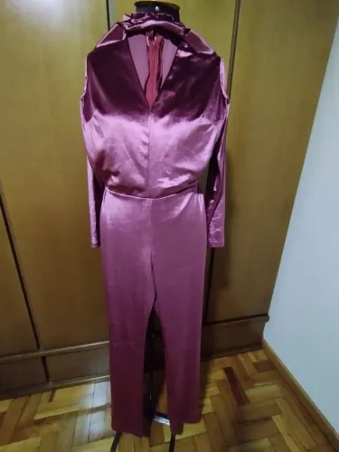 Macacão Longo de Veludo Rosa