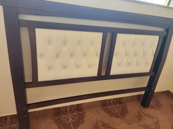 Vendo Cabeceira para Cama Queen