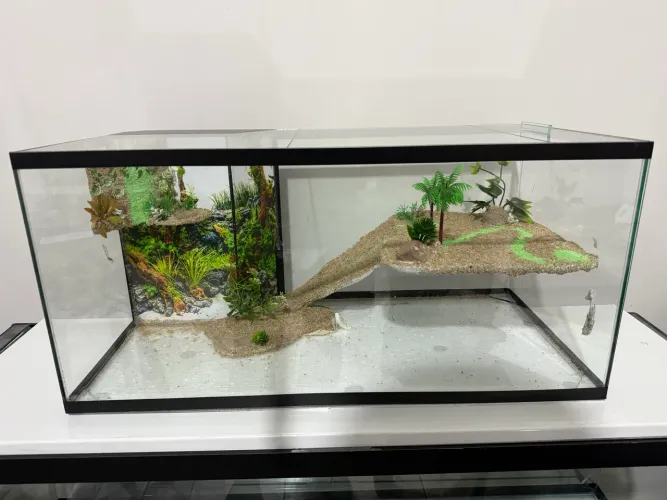 Aquaterrario novo com sump de filtragem cascata de água e plataforma decorada 