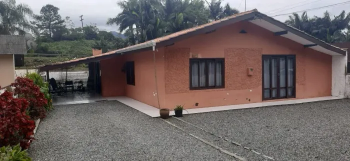Ótima Oportunidade de Compra! Casa em Alvenaria no Rio Bonito