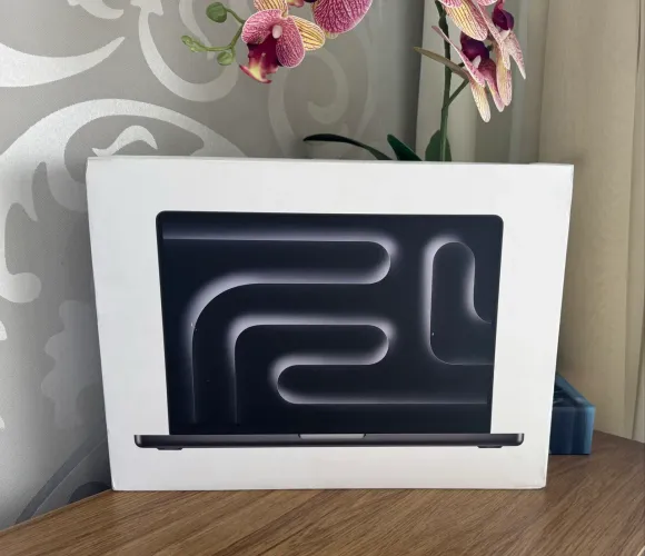 Promoção MacBook Pro M4 Max 36GB/ 1TB