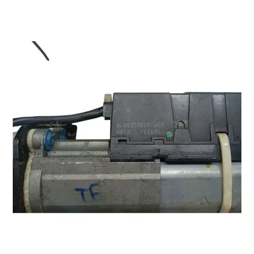 MOTOR DA PORTA TRASEIRA LATERAL ESQUERDA DO AUDI Q7 2010 4F9959945