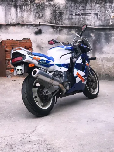 GSR-R1100W Raridade no RJ