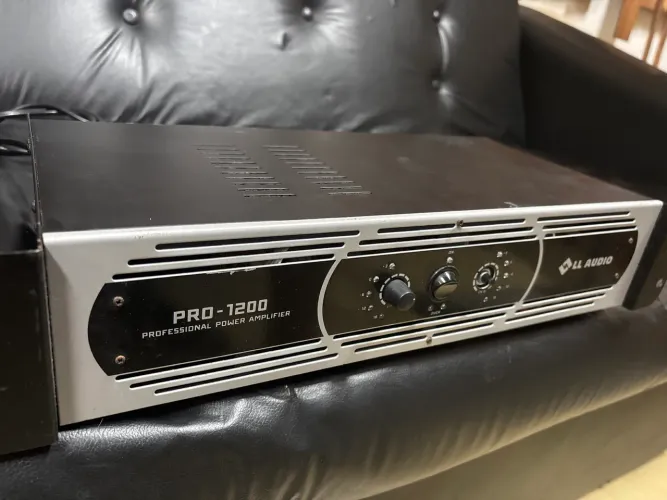 Amplificador de potencia LL audio