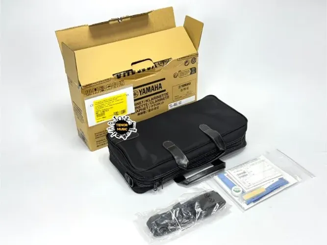 Clarinete Yamaha YCL650 Profissional Novo - 13900,00